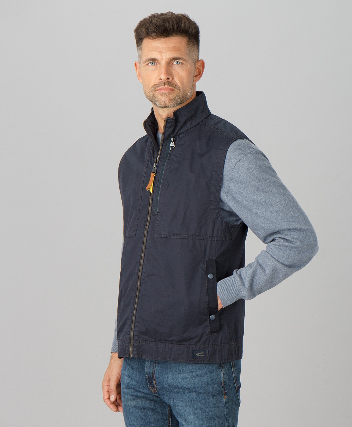 Жилет CAMEL ACTIVE